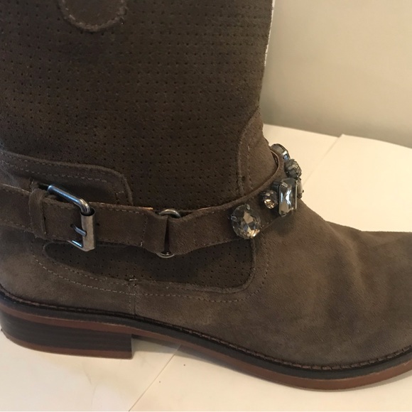 Kenzie ankle boots 8.5m Olive suede like new new stylish dress up/down comfy - Picture 11 of 15